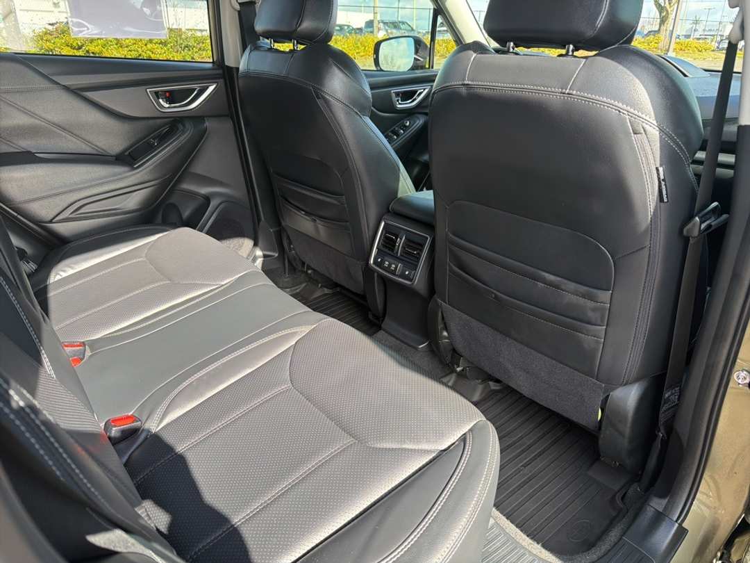 2024 Subaru Forester Touring - Image 25