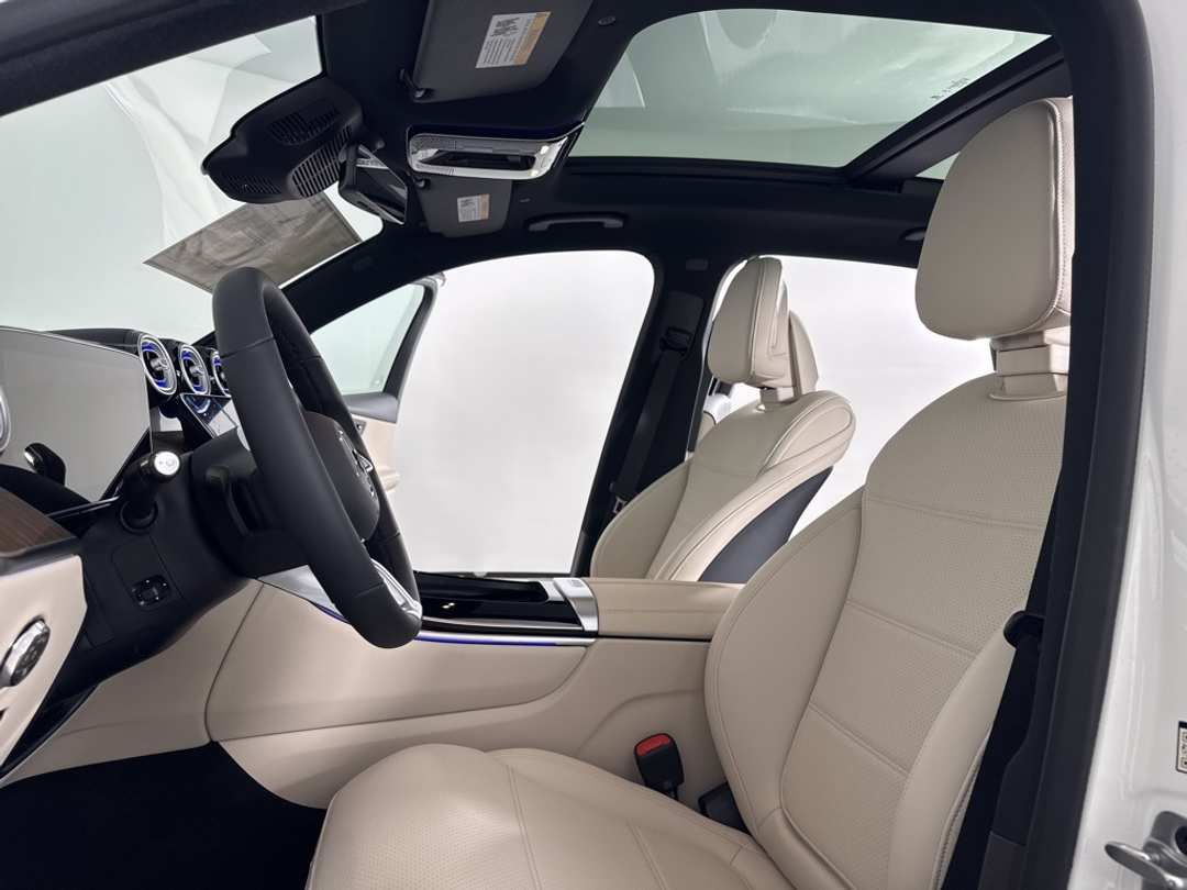 2026 Mercedes-Benz GLC GLC 300 - Image 26