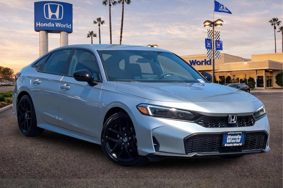 2026 Honda Civic Sport - Image 2