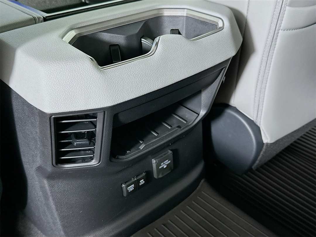 2026 Toyota Tundra Limited - Image 25