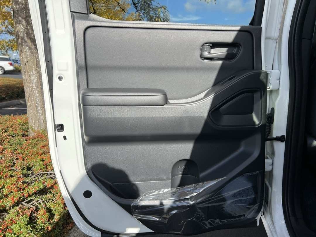 2026 Nissan Frontier SV - Image 26