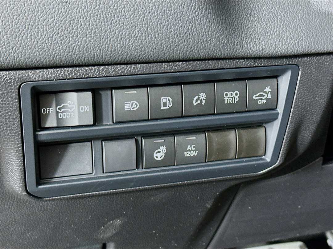 2026 Toyota Tundra Limited - Image 10