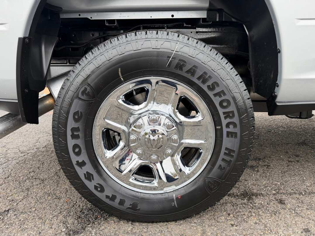 2026 Ram 2500 Tradesman - Image 9
