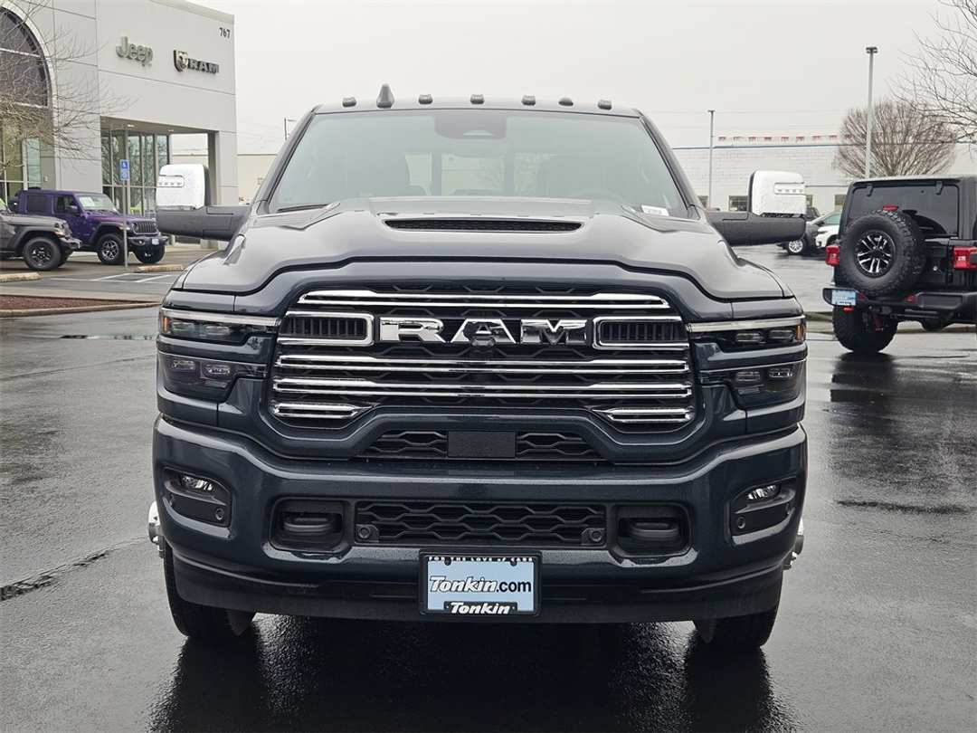 2026 Ram 3500 Laramie - Image 9