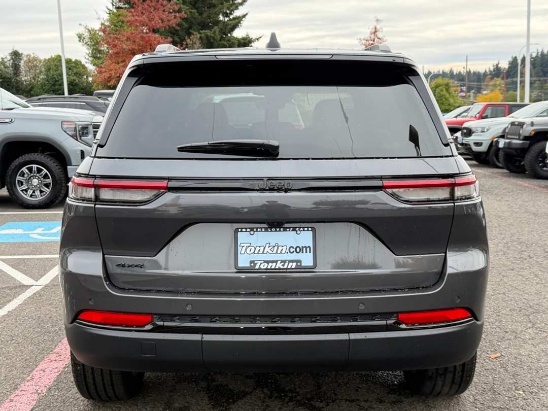 2025 Jeep Grand Cherokee Altitude X - Image 6