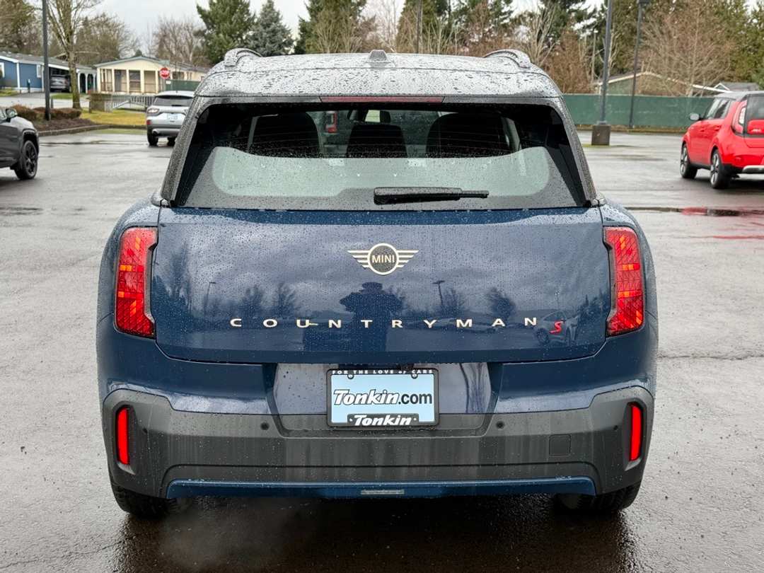 2025 MINI Cooper S Countryman Signature Plus - Image 7