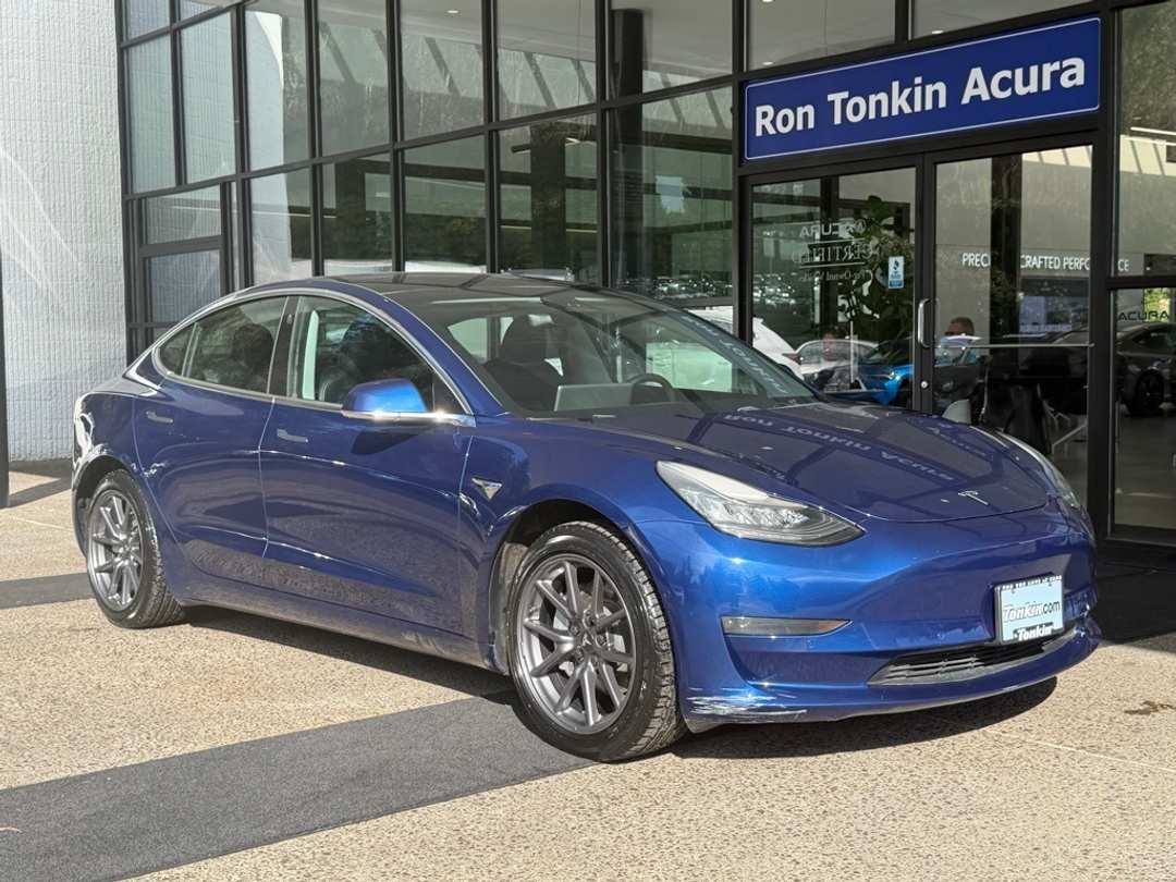 2019 Tesla Model 3 Standard Range Plus - Image 2