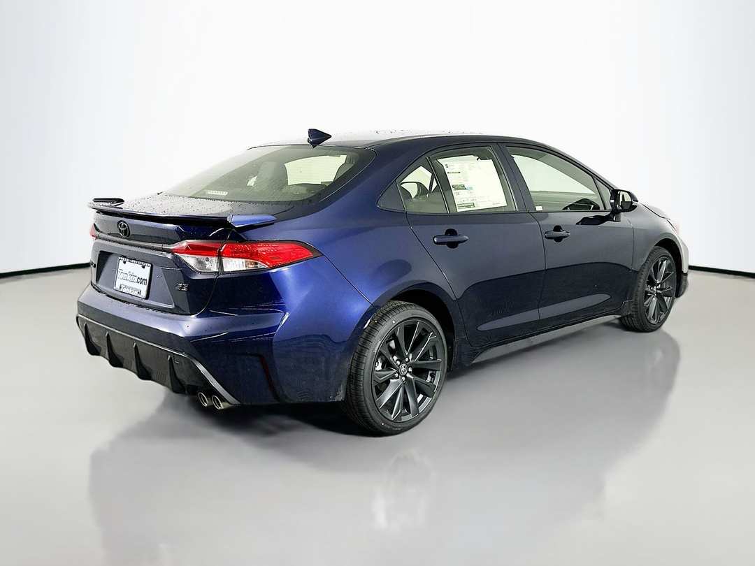 2026 Toyota Corolla SE - Image 7