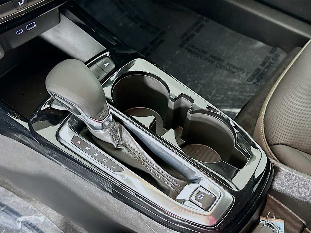 2025 Chevrolet Trax ACTIV - Image 17