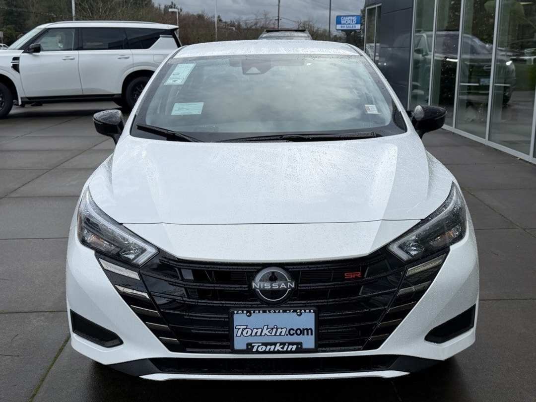 2025 Nissan Versa 1.6 SR - Image 3