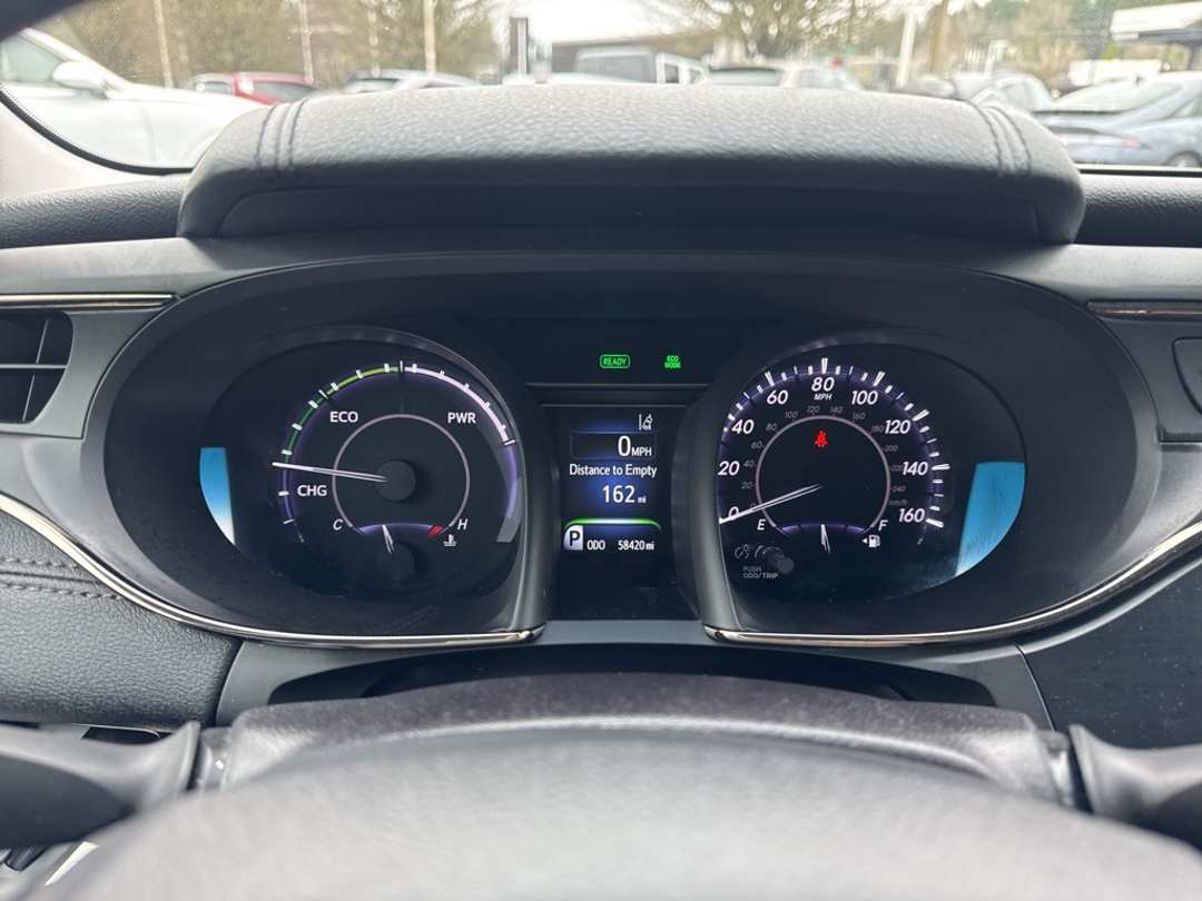 2016 Toyota Avalon - Image 21