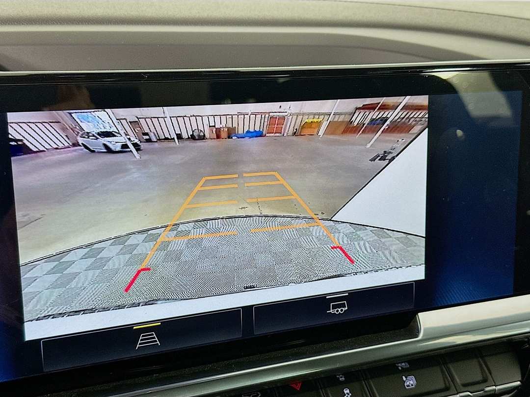 2026 Chevrolet Silverado 1500 LT - Image 15