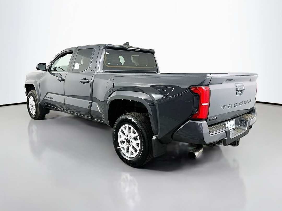 2026 Toyota Tacoma SR5 - Image 5