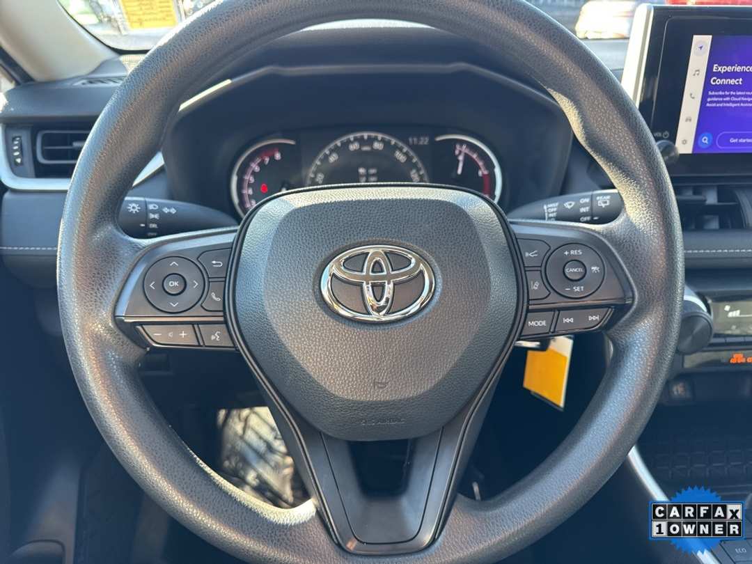 2024 Toyota Rav4 LE - Image 18