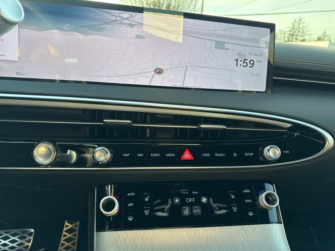 2026 Genesis Gv70 2.5T Sport Prestige - Image 25