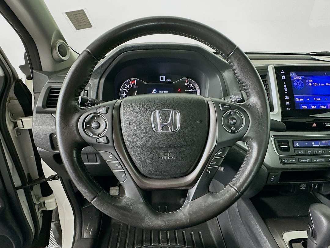 2018 Honda Pilot EXL - Image 12