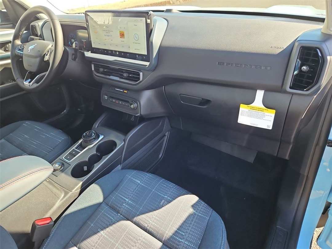 2025 Ford Bronco Sport Heritage - Image 33