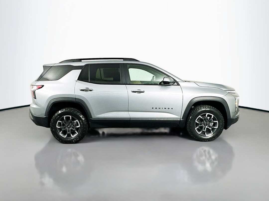 2026 Chevrolet Equinox ACTIV - Image 8