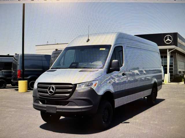 2026 Mercedes-Benz Sprinter 2500 Cargo 170 WB