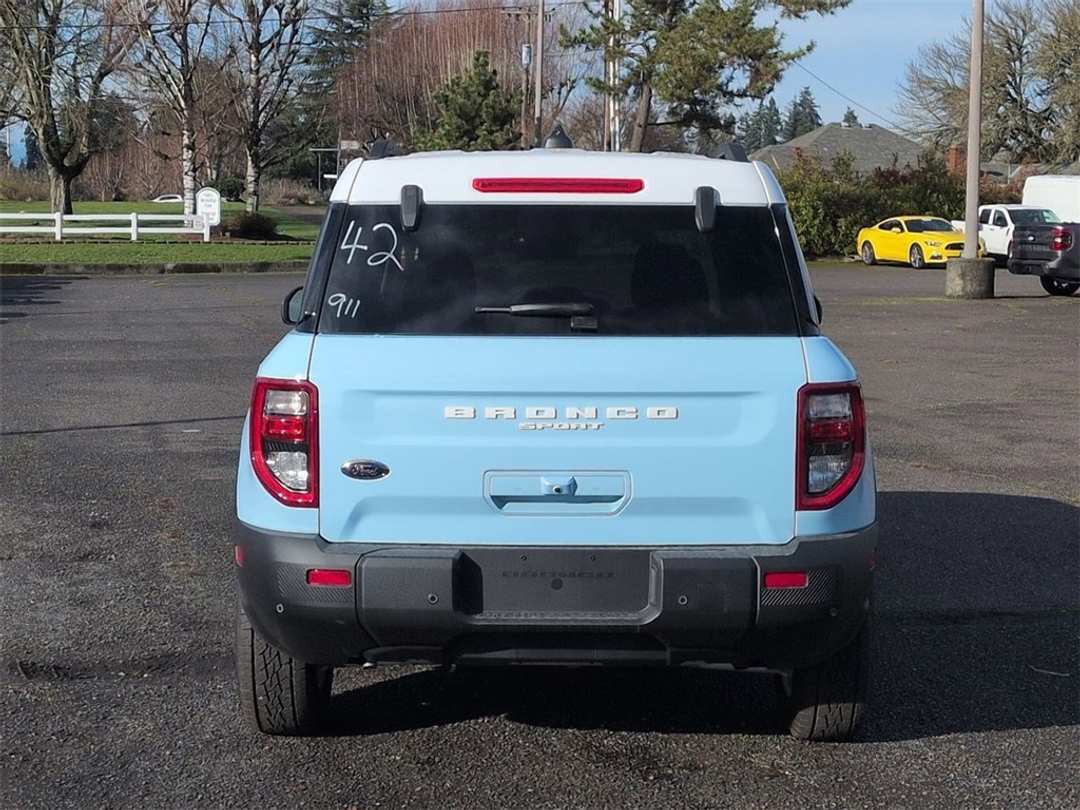 2025 Ford Bronco Sport Heritage - Image 4