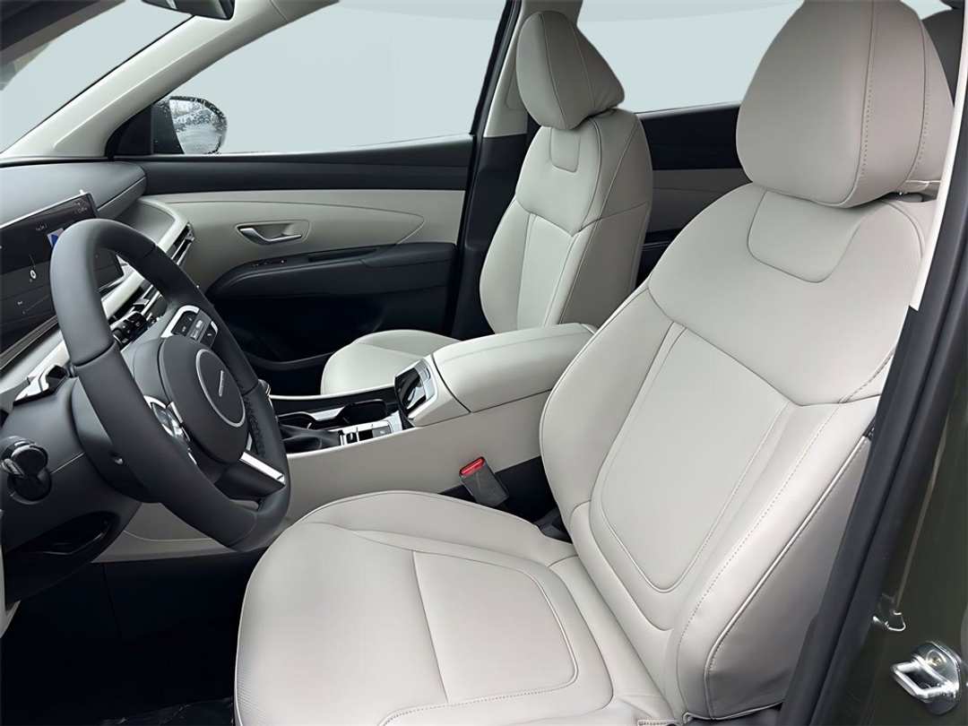 2026 Hyundai Tucson SEL Premium - Image 9