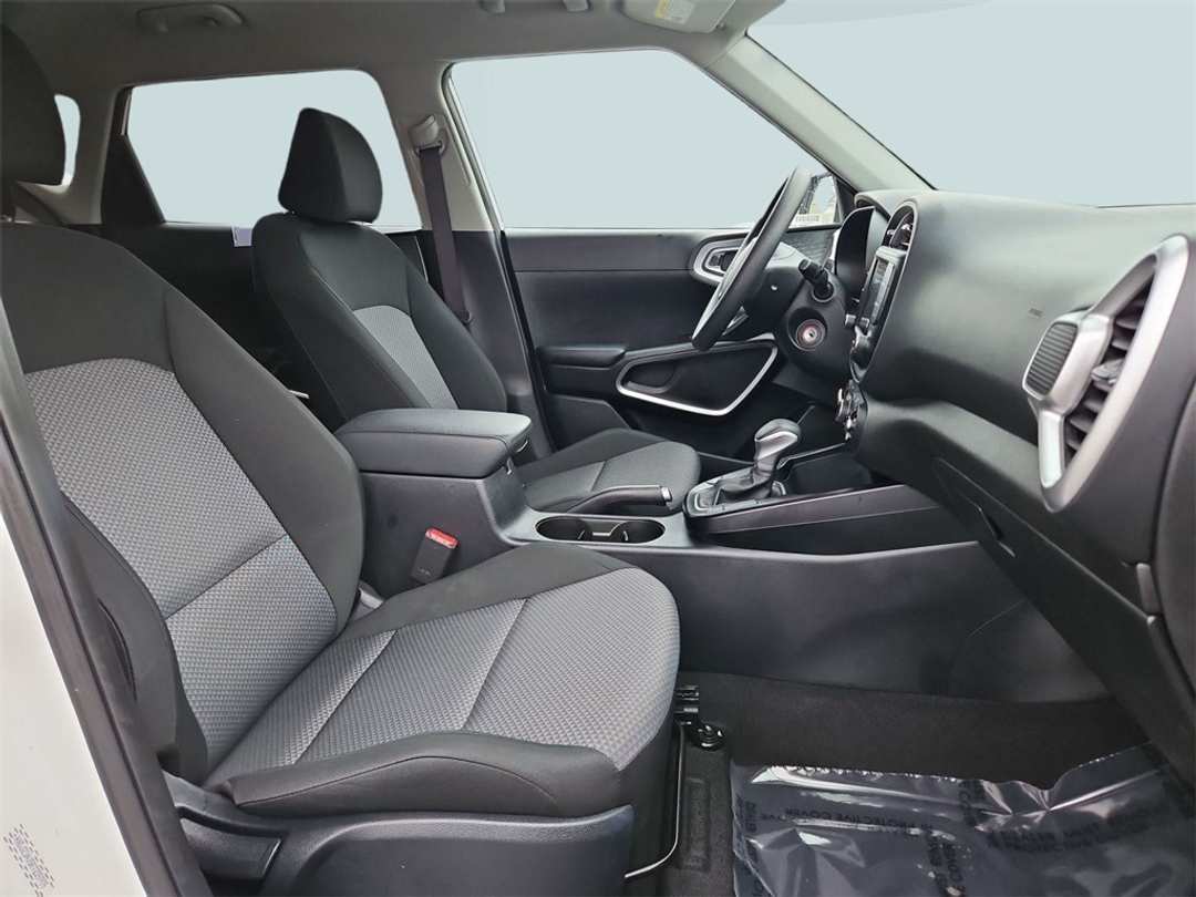 2024 Kia Soul LX - Image 27