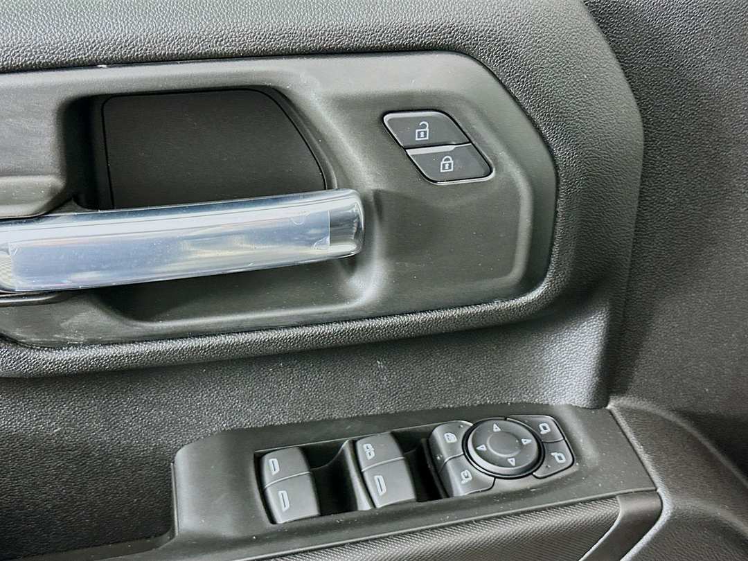 2026 Chevrolet Silverado 2500Hd Custom - Image 19