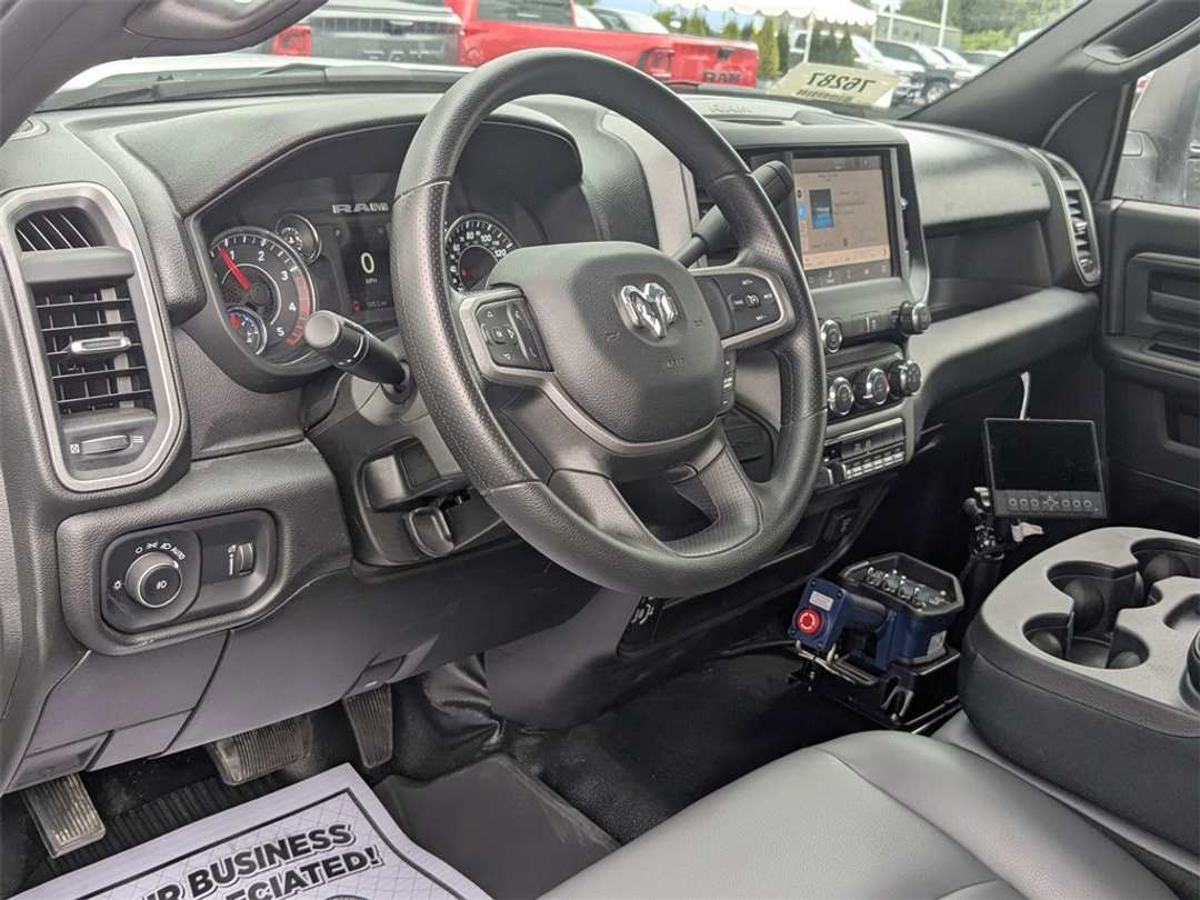 2024 Ram 5500Hd Tradesman - Image 9