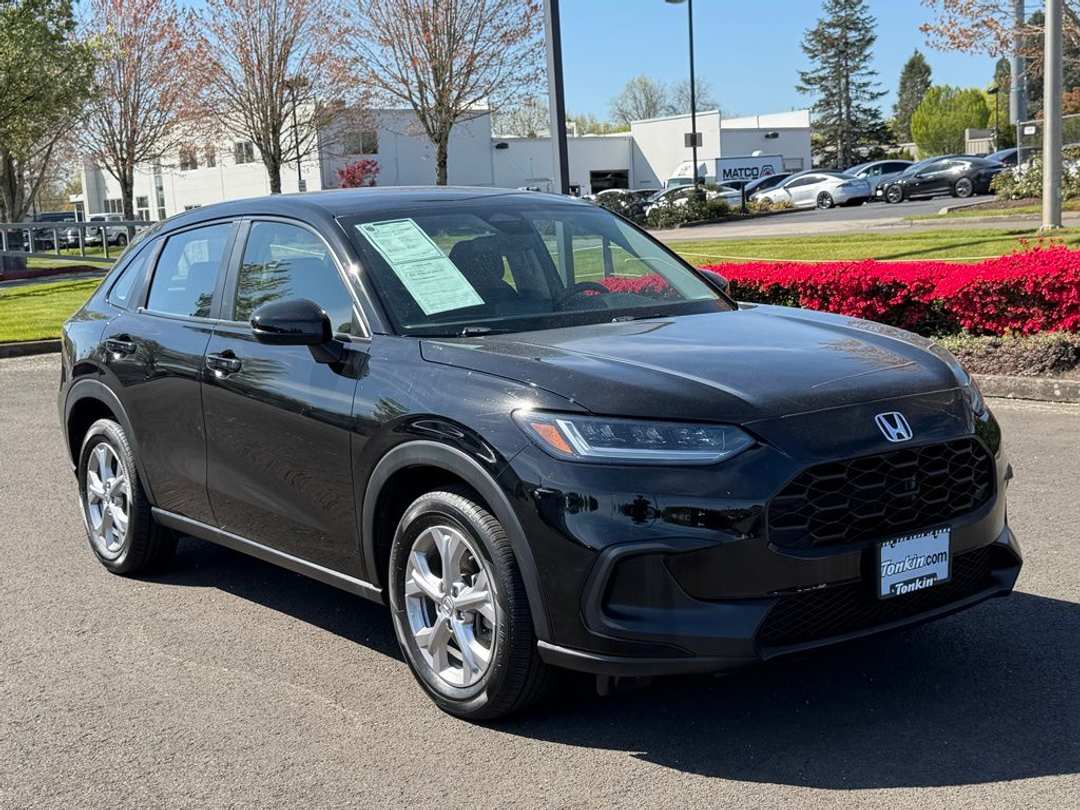 2023 Honda HR-V LX - Image 2