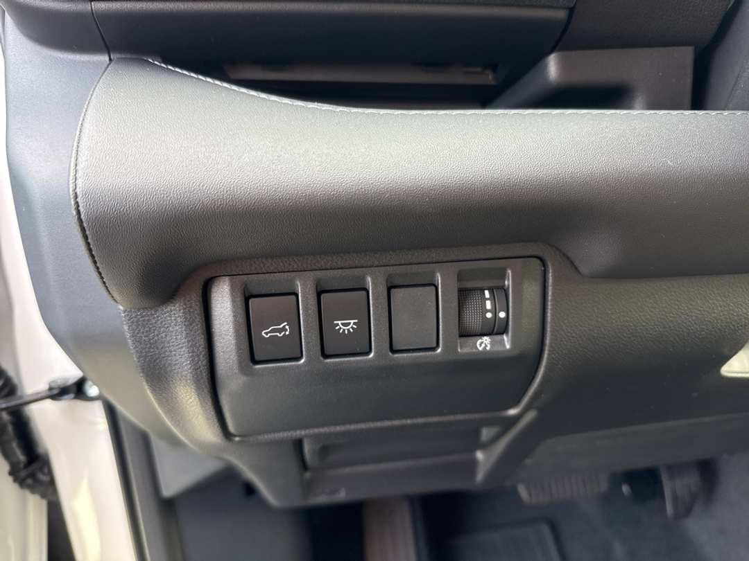 2026 Subaru Ascent Limited - Image 33