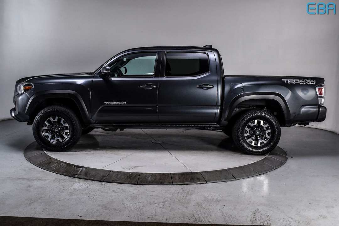 2023 Toyota Tacoma TRD OffRoad - Image 3