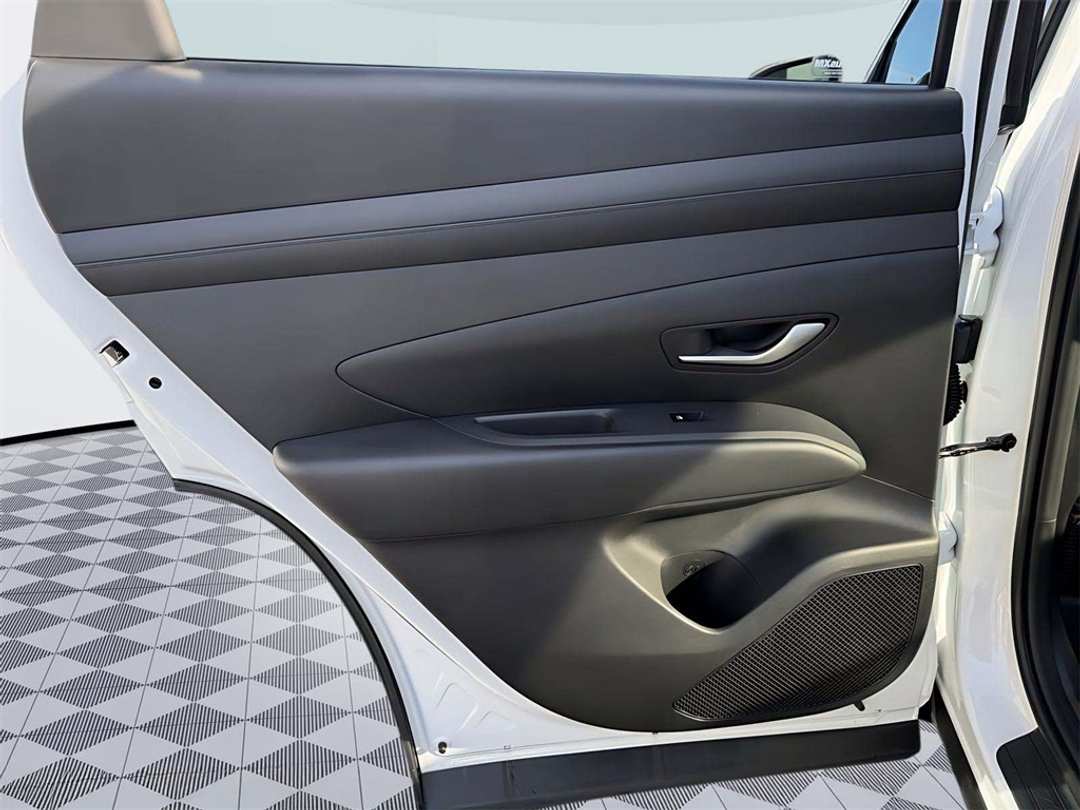 2026 Hyundai Tucson SEL - Image 28