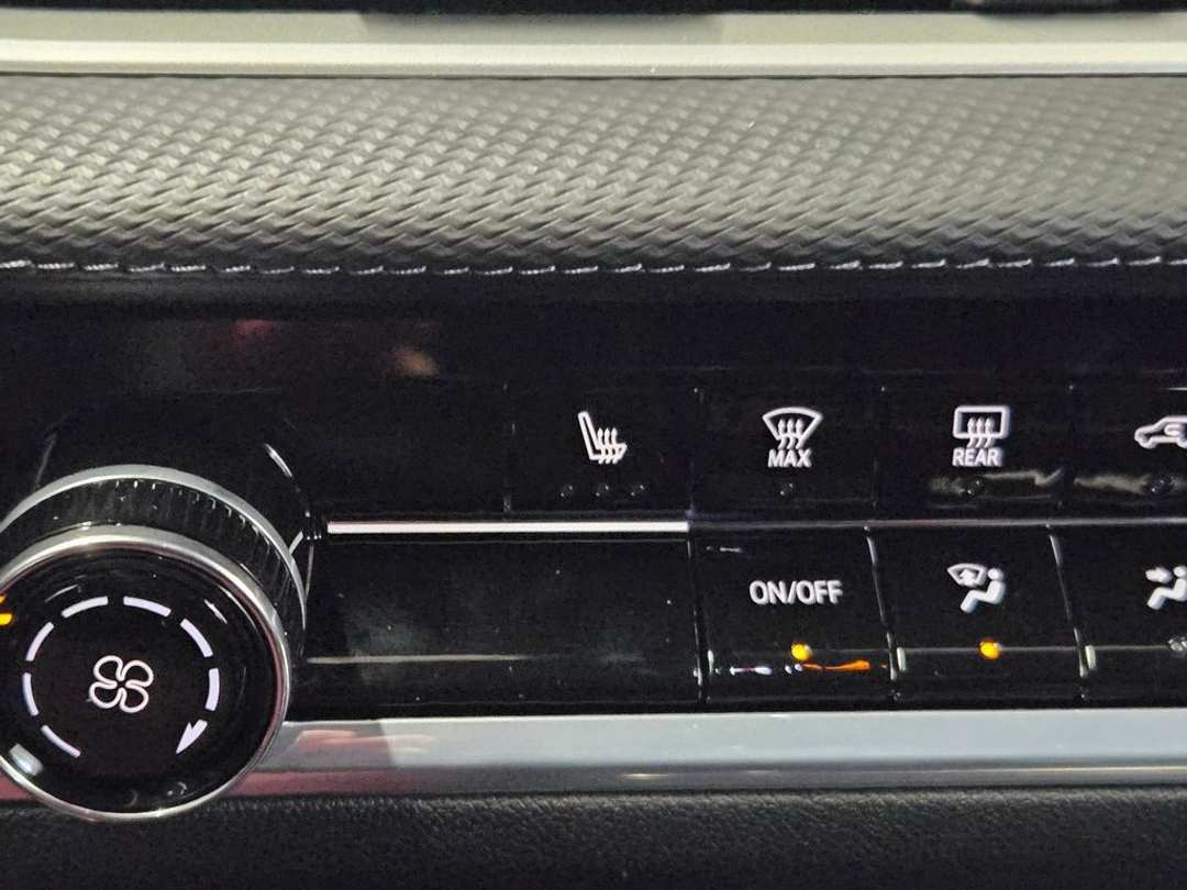 2026 Chevrolet Equinox LT - Image 21