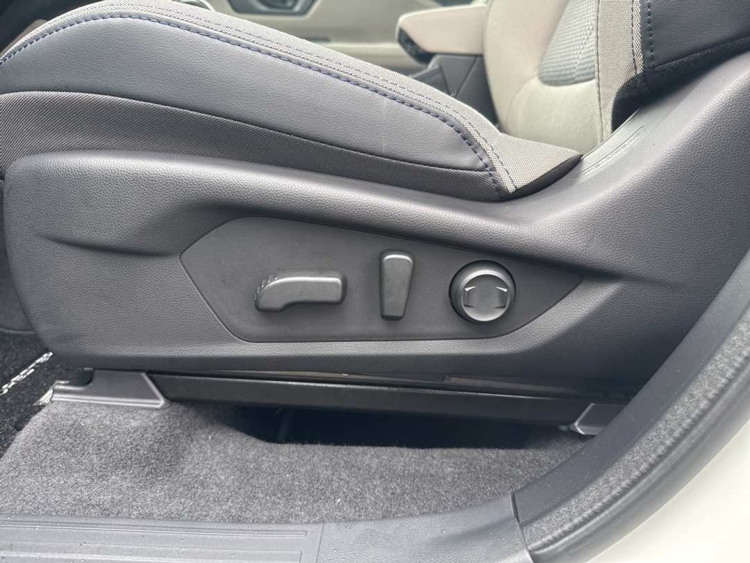 2026 Subaru Forester Premium - Image 15