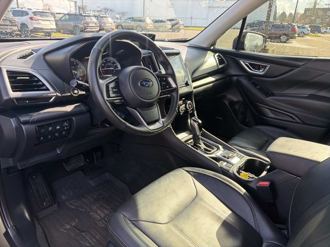 2024 Subaru Forester Touring - Image 16