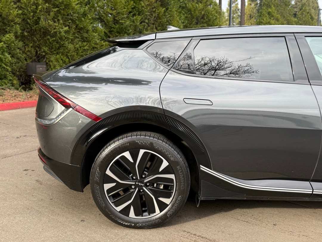 2024 Kia Ev6 Wind - Image 13