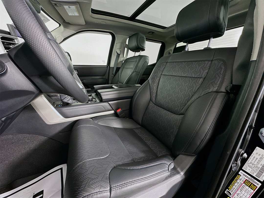 2023 Toyota Tundra Limited - Image 21
