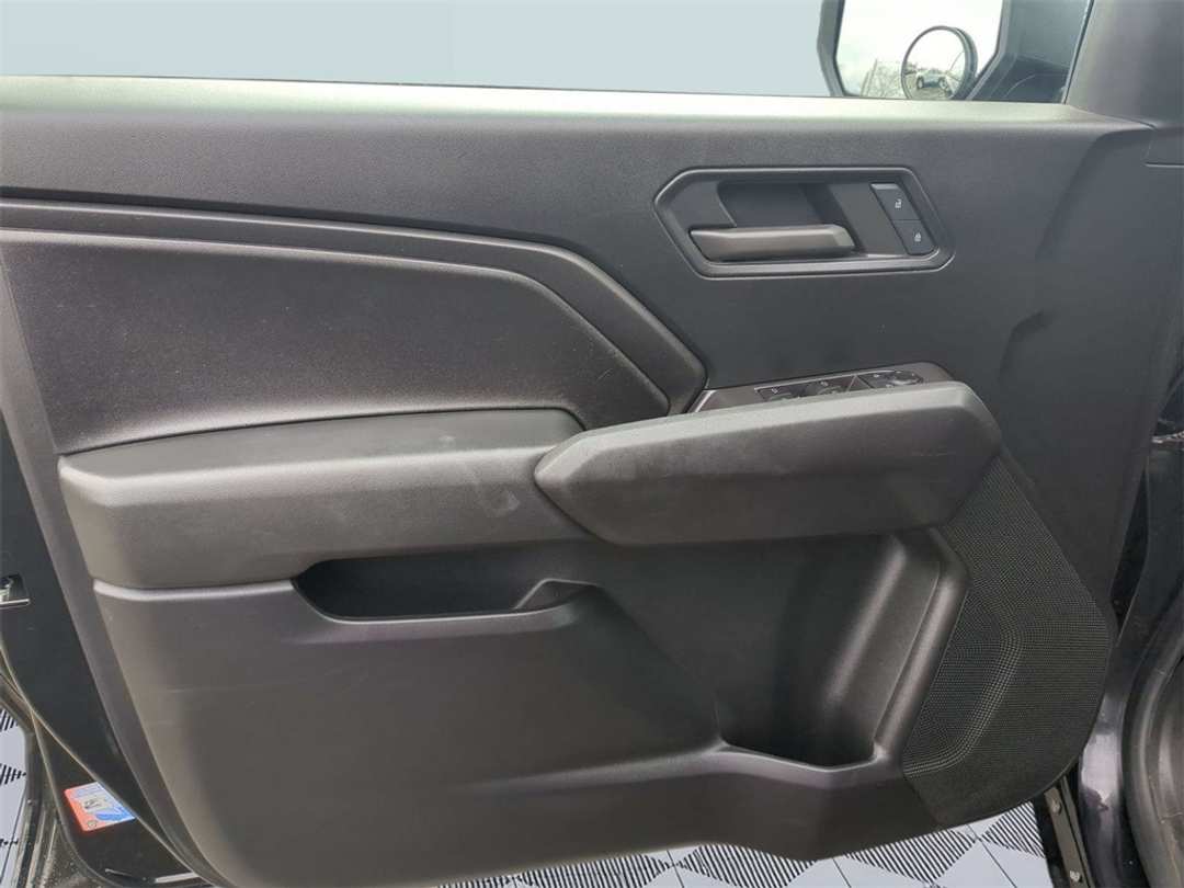 2023 Chevrolet Colorado Work - Image 10