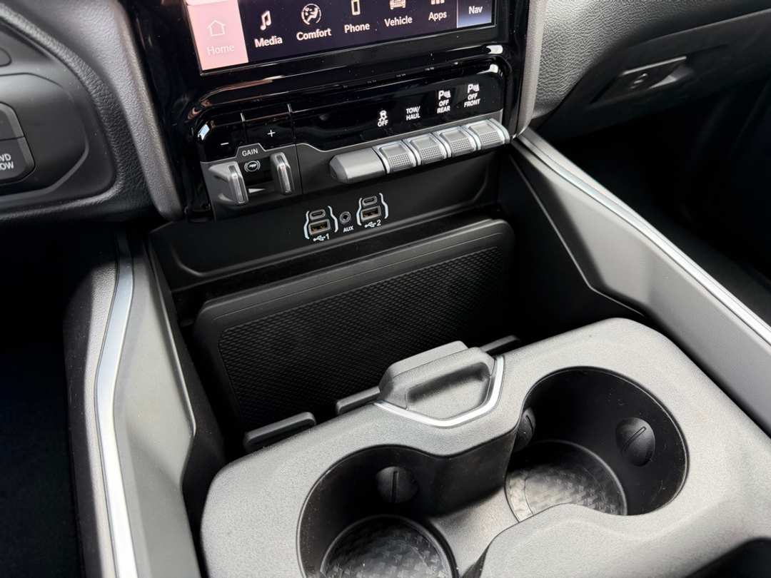 2026 Ram 2500 Big Horn - Image 25