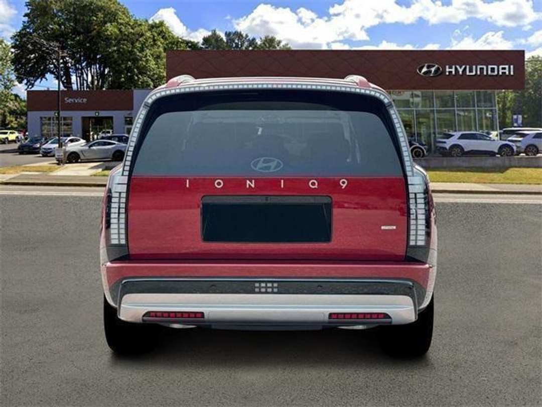 2026 Hyundai Ioniq 9 SEL - Image 6