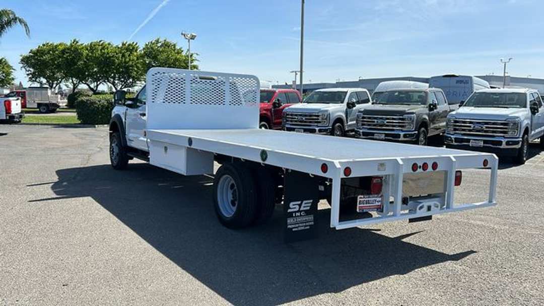 2026 Ford F-550Sd XL - Image 3