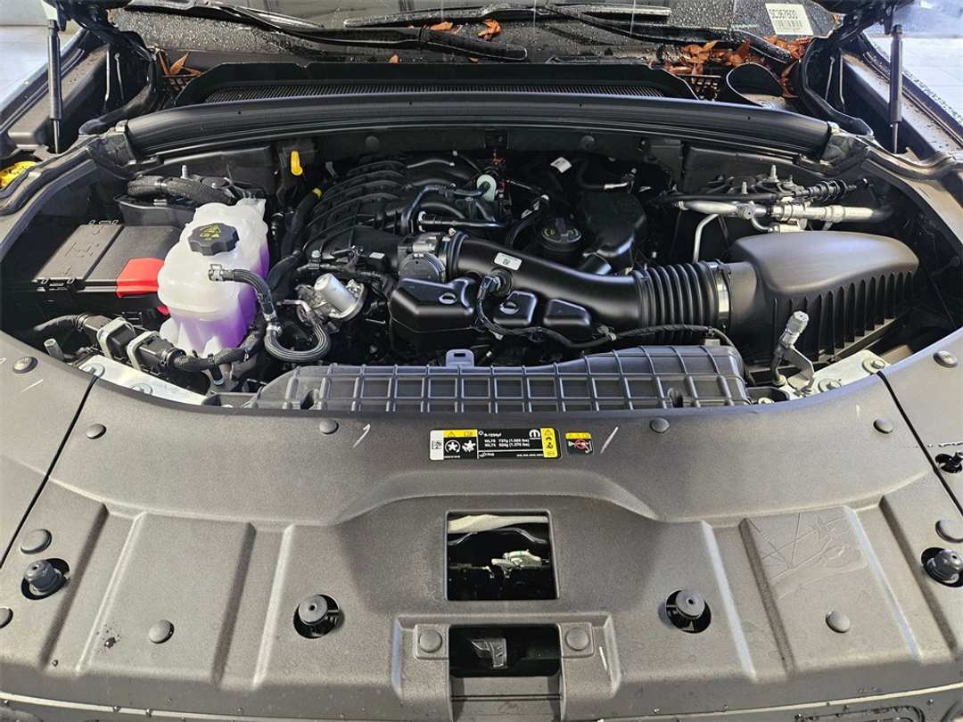 2025 Jeep Grand Cherokee Limited - Image 38