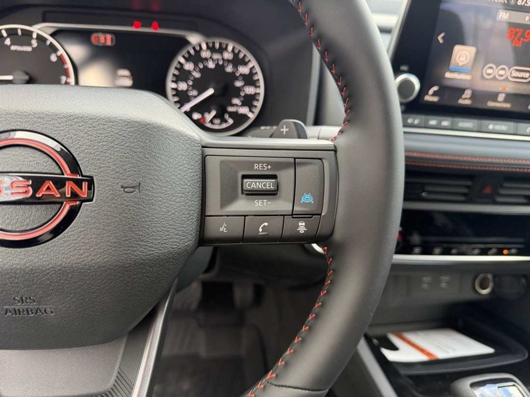 2026 Nissan Rogue Rock Creek - Image 17