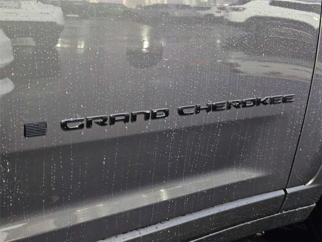 2025 Jeep Grand Cherokee Altitude X - Image 32