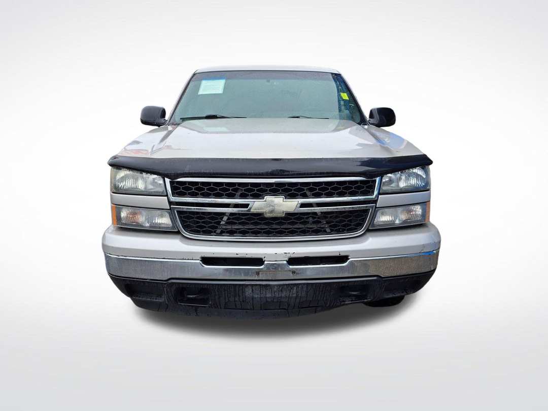 2006 Chevrolet Silverado 1500 LT - Image 3