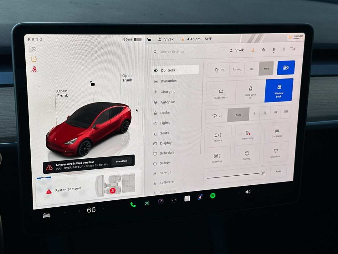2023 Tesla Model Y Long Range - Image 20