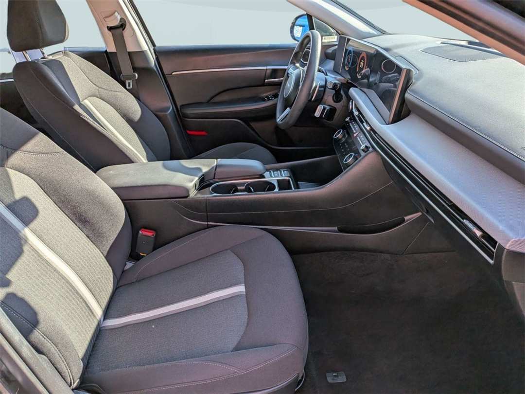 2025 Hyundai Sonata SEL - Image 32