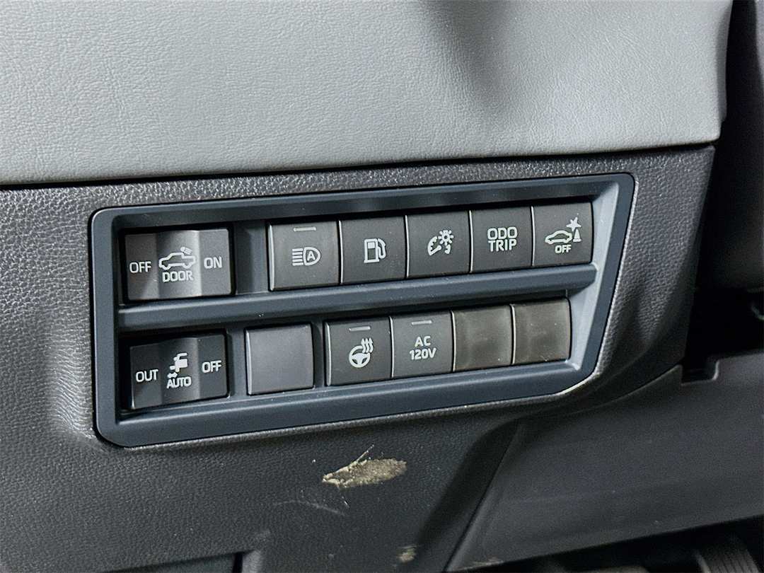 2026 Toyota Tundra Capstone - Image 10