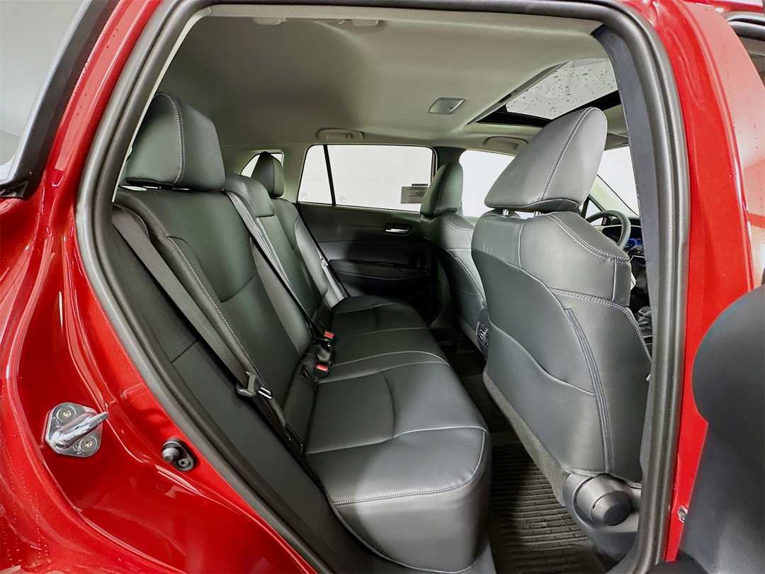 2026 Toyota Corolla Cross XLE - Image 29