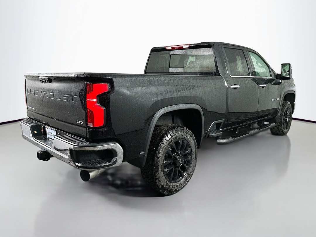 2025 Chevrolet Silverado 2500Hd LTZ - Image 8